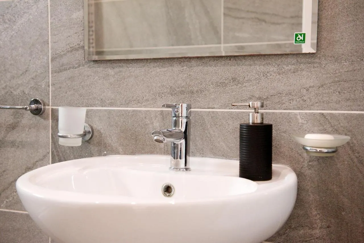 Modern 3Br Apartment With Balcony - Close To Limestone Heritage Park Siggiewi 0*,  Malta