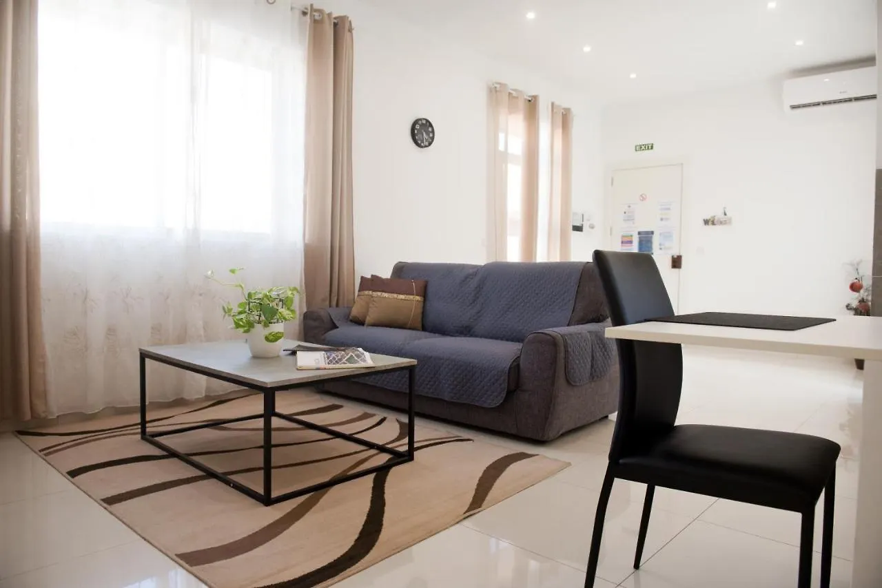Modern 3Br Apartment With Balcony - Close To Limestone Heritage Park Siggiewi Malta
