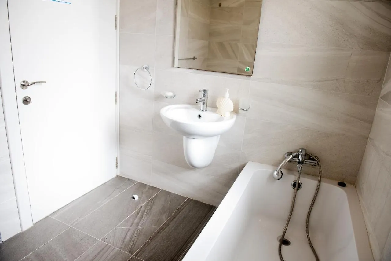 Modern 3Br Apartment With Balcony - Close To Limestone Heritage Park Siggiewi 0*,