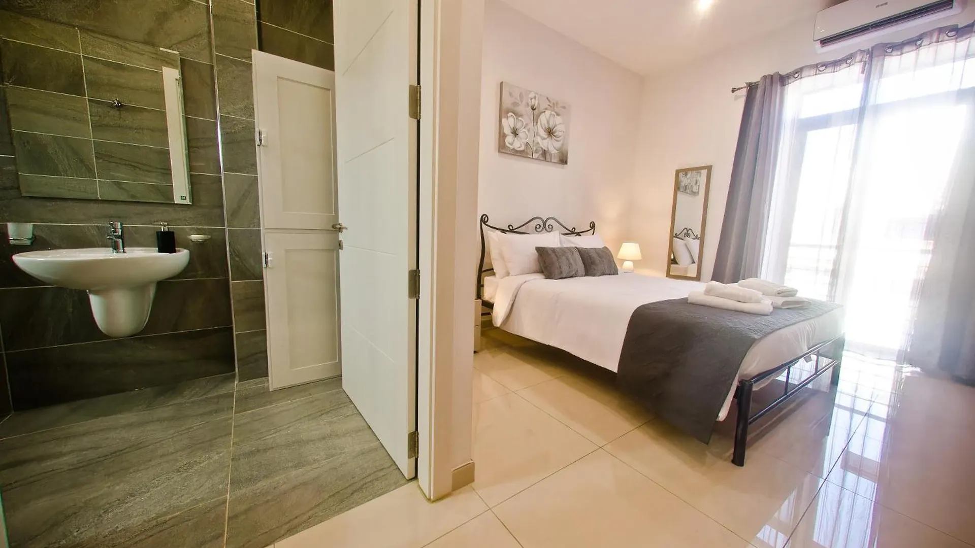 Modern 3Br Apartment With Balcony - Close To Limestone Heritage Park Siggiewi